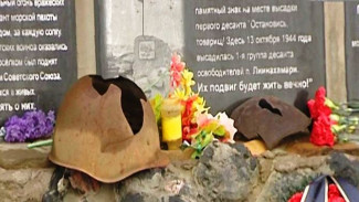 В посёлке Лиинахамари открыли новый мемориал, посвящённый подвигу советских воинов