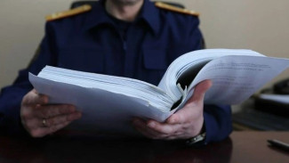 Житель Салехарда предстанет перед судом за попытку зарезать знакомого