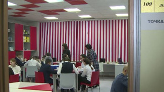 Медиазона, коворкинг, шахматная гостиная: в красноселькупской школе открыли очередную «Точку роста»