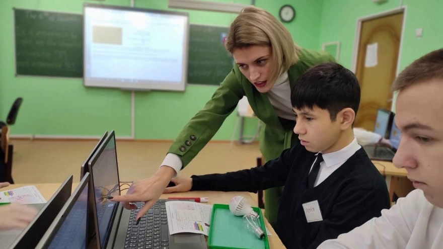 Педагог из ЯНАО стала финалистом конкурса «Учитель года России – 2023»