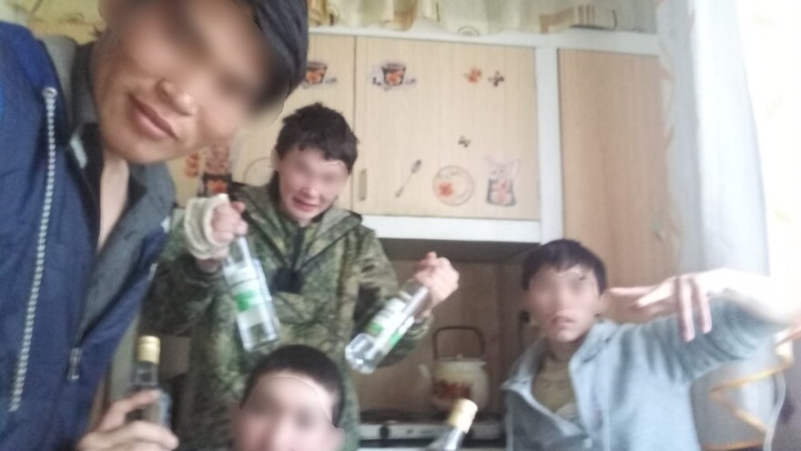 Пять бутылок водки: на Ямале молодые люди обвиняются в зверской расправе над приятелем