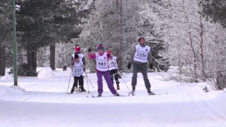 В Надыме прошла традиционная «Ямальская лыжня»: кому удалось подняться на пьедестал победителей