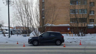 В Новом Уренгое задержали женщину, которая скрылась с места аварии