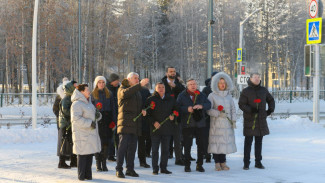 Ноябрьск стал площадкой для работы окружных парламентариев