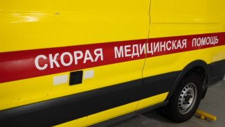 Дмитрий Артюхов поздравил ямальских медиков с Днем работника скорой помощи