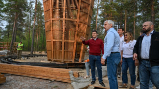 «Честный маршрут»: Дмитрий Артюхов продолжает работать в Ноябрьске 