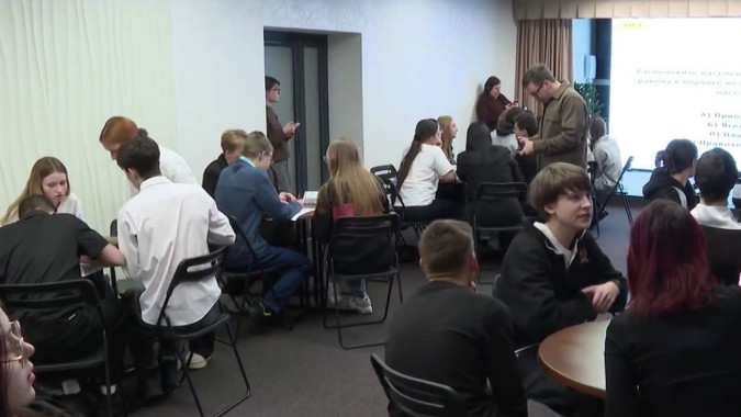 Молодое поколение Надыма собрались вместе на квиз в Молодежном центре