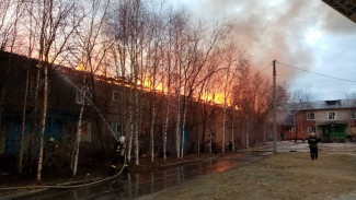 12 мая в Надыме полыхал многоквартирный дом ВИДЕО