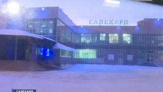 Старшеклассников Салехарда знакомили с работой аэропорта