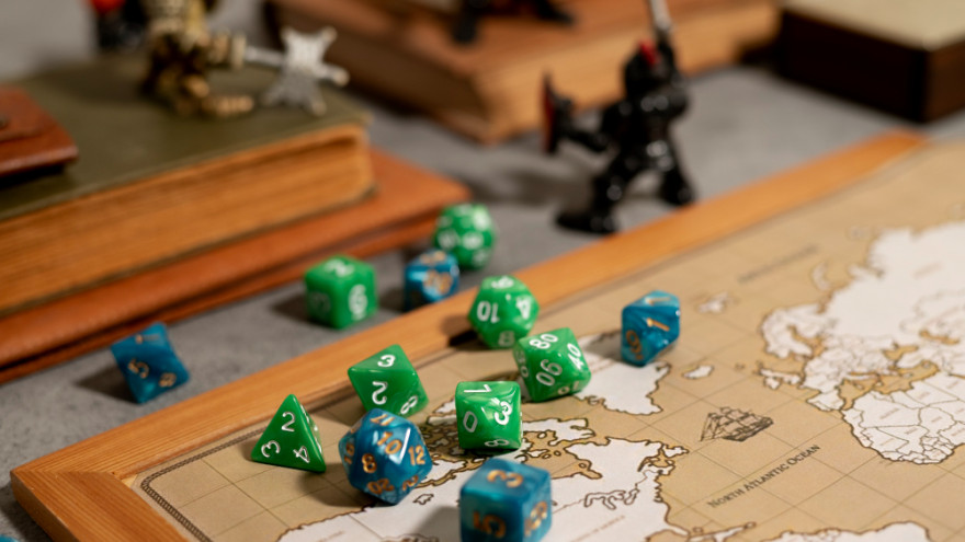 Экоакция: «ЯмалЭкодом» собирает старые настольные игры