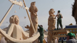 Лучшие зодчие страны собрались в Новом Уренгое на фестивале парковой скульптуры