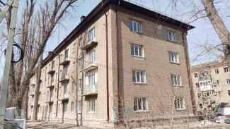 В Авдеевке завершили реконструкцию третьего многоквартирного дома
