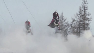 Лучшие снегоходчики страны собрались на Ямале