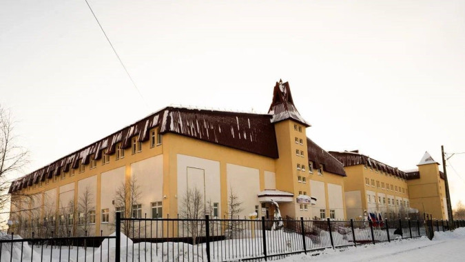 Власти Салехарда проверят действия сотрудников второй школы при эвакуации детей