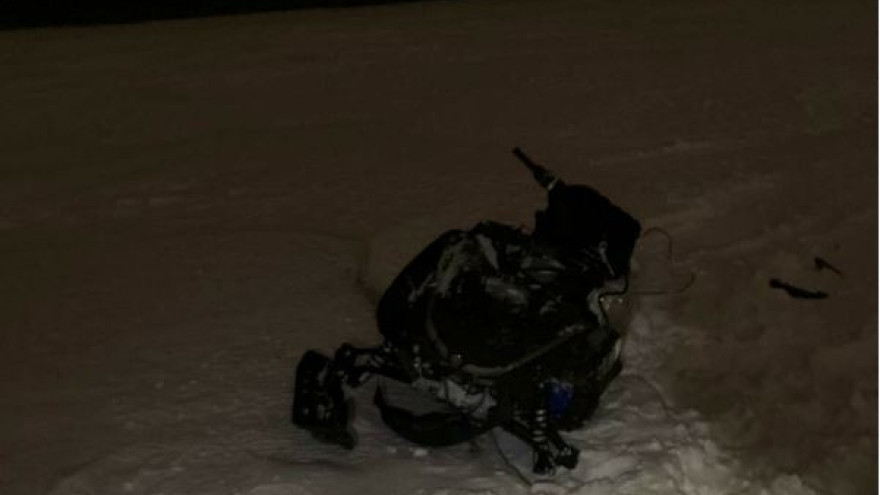 В ЯНАО мужчина получил серьезные травмы после падения со снегохода