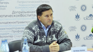 Дмитрий Кобылкин отправился с рабочим визитом в Ямальский район