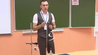 На Ямале стартовал окружной конкурс «Учитель года - 2020»