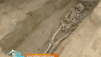 Уникальные находки археологов, обнаруженные в Сибири, представили в одном из музеев Красноярского края
