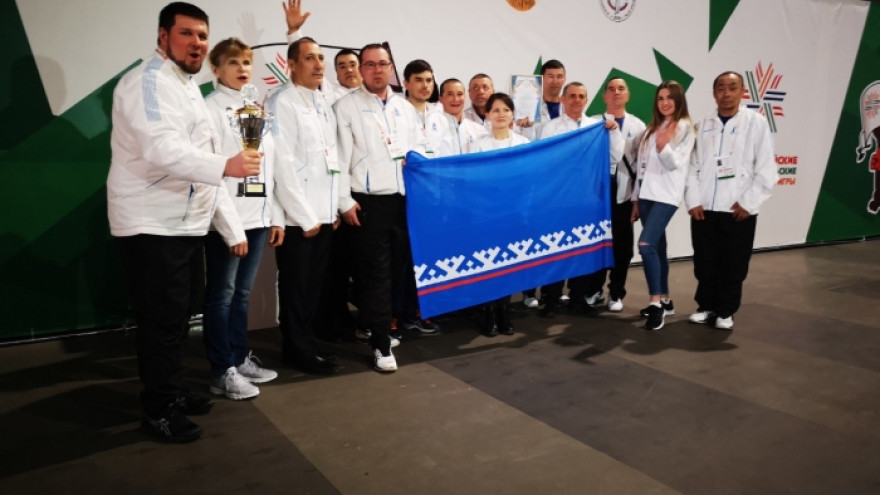 Ямальская команда одержала победу на сельских зимних спортивных играх в Тюмени