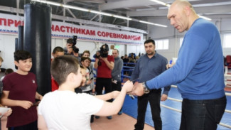 Николай Валуев посетил Ямал