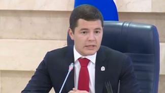 Губернатор Дмитрий Артюхов провел совещание глав муниципальных образований