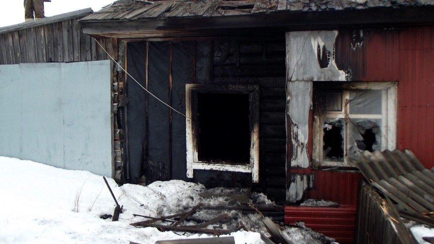 Серьезный пожар на Ямале: пострадала женщина  