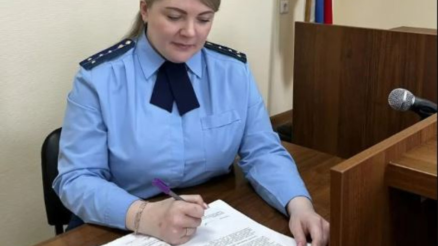 Ломбард в Салехарде лишился миллионов из-за своей управляющей