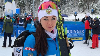 Ямальская спортсменка Лариса Куклина выиграла суперспринт на чемпионате России по биатлону