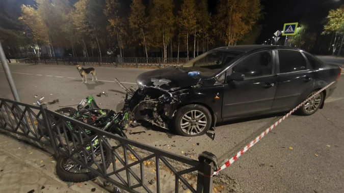 В Ханымее иномарка сбила мотоцикл с несовершеннолетними