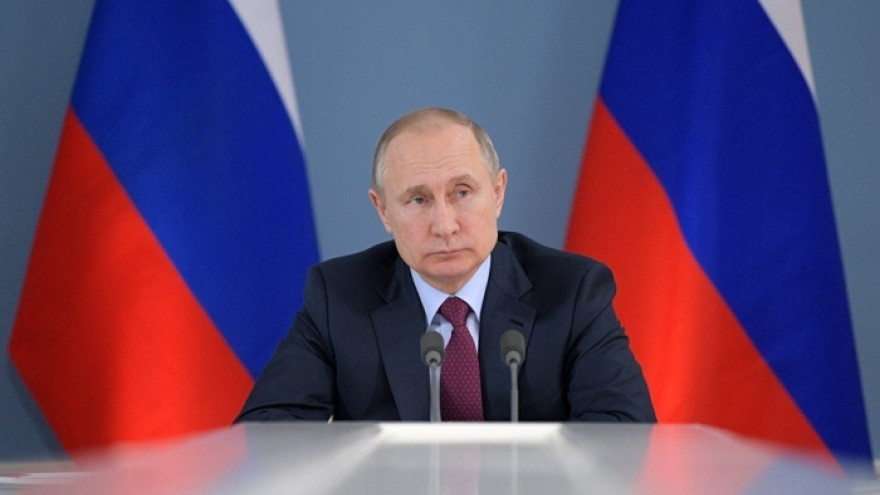 Владимир Путин внес в Госдуму проект о частичной декриминализации статьи по экстремизму