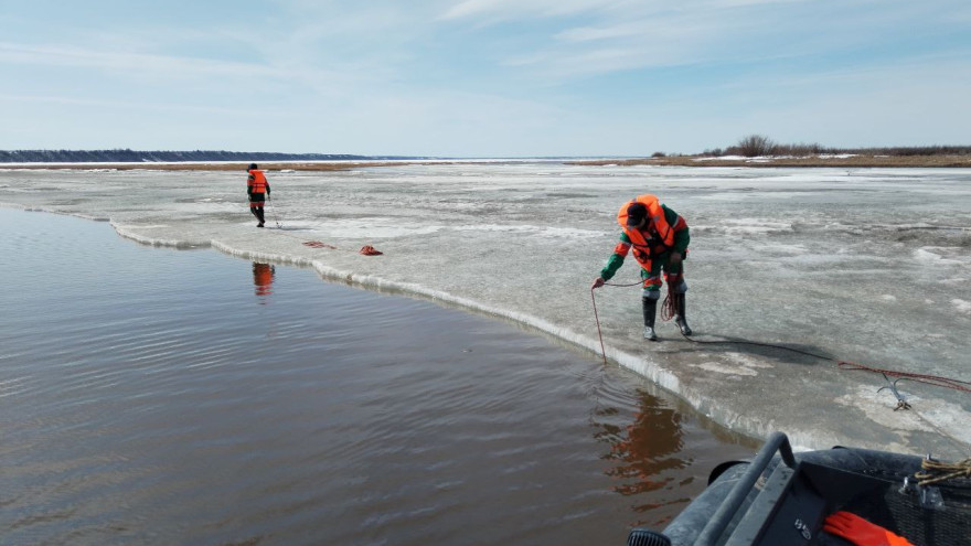 На Ямале спасатели вторые сутки разыскивают пропавшего северянина