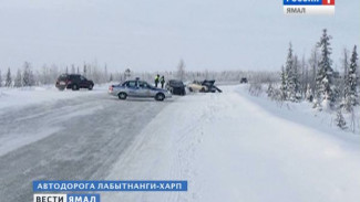 Алкоголь в крови, отсутствие автокресла и прав. Очередное ДТП в Лабытнанги