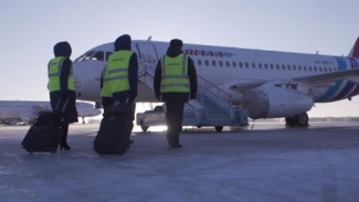 Гражданская авиация на Ямале: репортаж о тех, кто летает в облаках
