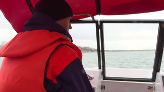 Безопасность на воде: в Якутии инспекторы ГИМС патрулируют акваторию реки Лены