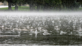 На Ямале объявлено штормовое предупреждение, сильный ветер уже повлиял на речные перевозки