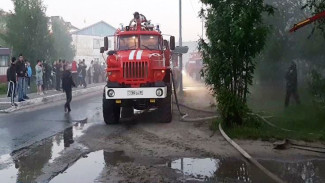 В Тарко-Сале произошел пожар в многоквартирном доме