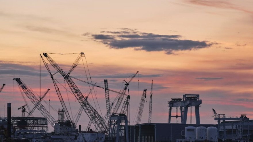 В Салехарде планируют создать перегрузочный комплекс на базе речного порта