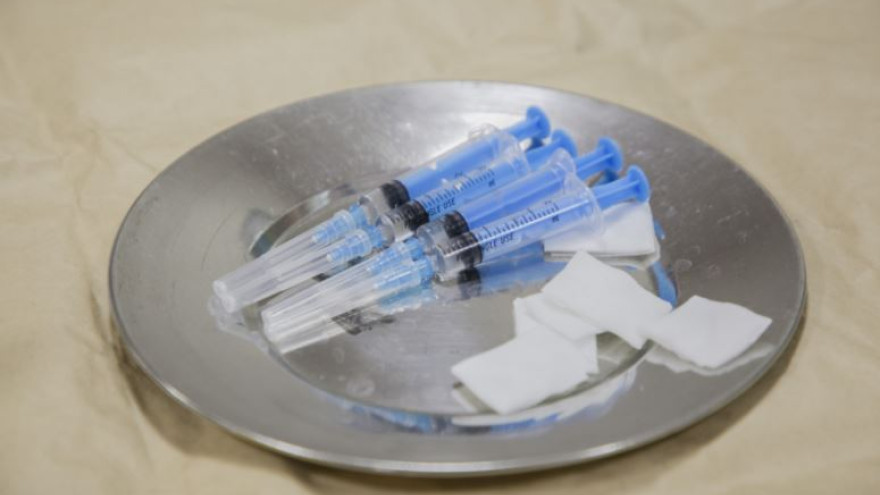 В Салехарде ожидают поступление третьей партии вакцины от гриппа для взрослого населения