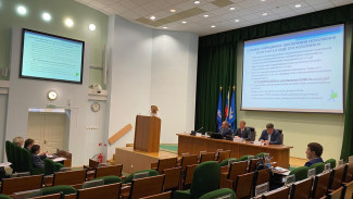 В Новом Уренгое продолжает свою работу конференция «Дороги Ямала – 2019»