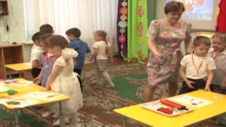С бубном на уроке. Нестандартные методики преподавания на конкурсе «Педагог года»