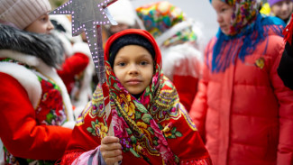 Салехард отметил завершение Святок традиционными обрядами и колядованием