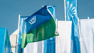 Югра намерена усилить сотрудничество с Ямалом и Тюменью в сфере ТЭК