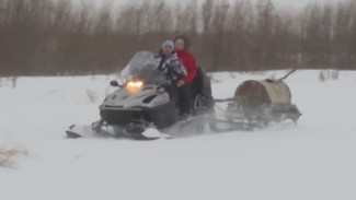 Незаменимый помощник: как снегоход облегчает жизнь жителей Ненецкого округа