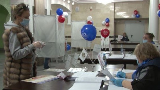 На Ямале продолжается голосование за депутатов в окружное Заксобрание