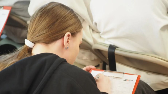 Ямальцев приглашают написать Тотальный диктант