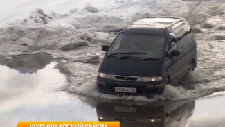 Какой способ «латания» зимника в Шурышкарах предлагают водители