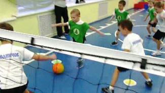 Товарищеский матч по мини-футболу среди дошкольников сыграли в надымском детском саду