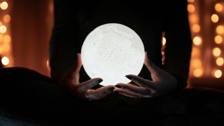 Полнолуние в феврале 2022: что предвещает «голодная» Луна