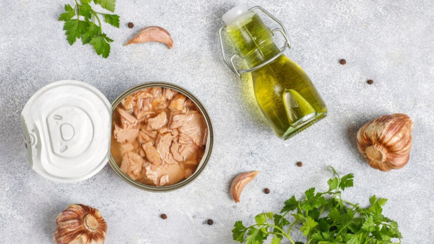 Полезна ли тушенка: мифы и реальность о мясных консервах 