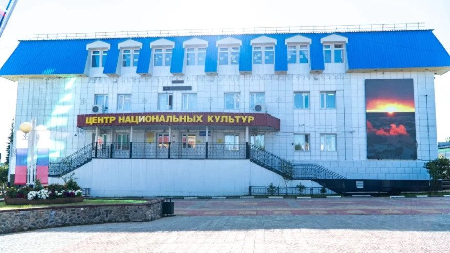 В Аксарке модернизируют главный культурный центр Приуралья